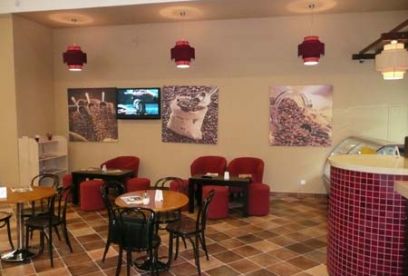 cafe/1490912321_img-0